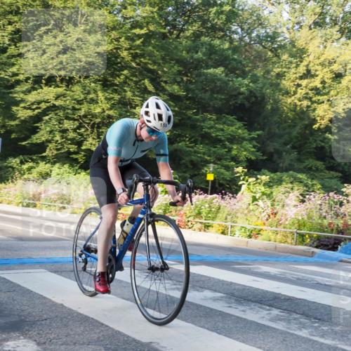 08.09.2024 - Stadtparktriathlon Zöllner http://msf.ph/oto/6981495 08.09.2024 09:10:55 Radfahren 57, 85, 97, 121, 159 meine-sportfotos.de