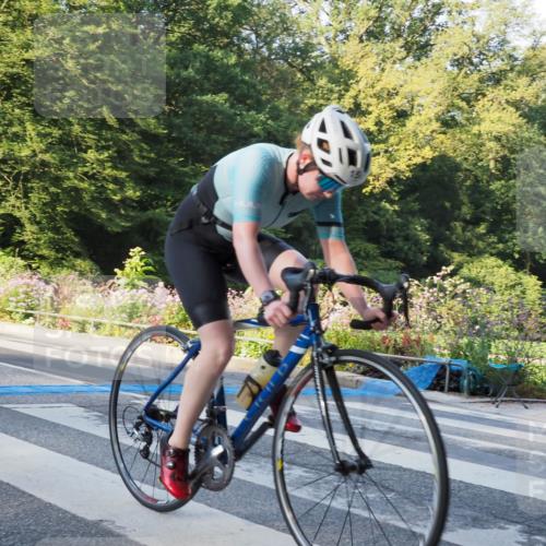 08.09.2024 - Stadtparktriathlon Zöllner http://msf.ph/oto/6981497 08.09.2024 09:10:56 Radfahren 57, 85, 97, 119, 121, 159, 172 meine-sportfotos.de