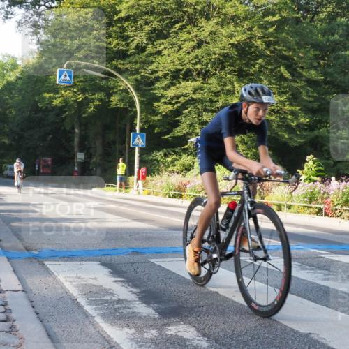 08.09.2024 - Stadtparktriathlon Zöllner http://msf.ph/oto/6981532 08.09.2024 09:11:14 Radfahren 2, 27, 128, 153, 167, 174 meine-sportfotos.de