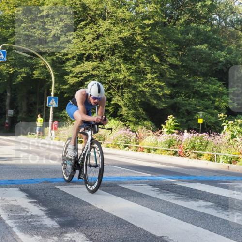 08.09.2024 - Stadtparktriathlon Zöllner http://msf.ph/oto/6981558 08.09.2024 09:11:32 Radfahren 7, 13, 42 meine-sportfotos.de