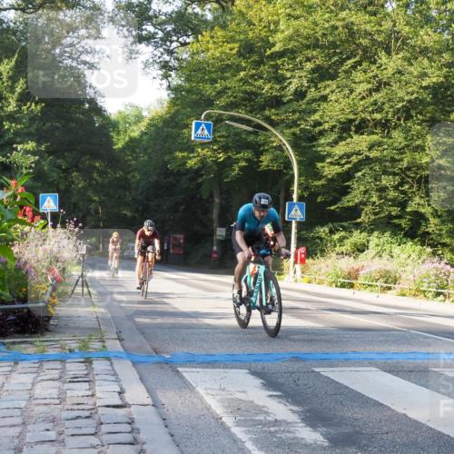 08.09.2024 - Stadtparktriathlon Zöllner http://msf.ph/oto/6981613 08.09.2024 09:11:53 Radfahren 4, 11, 18, 45, 124, 138, 140, 144 meine-sportfotos.de