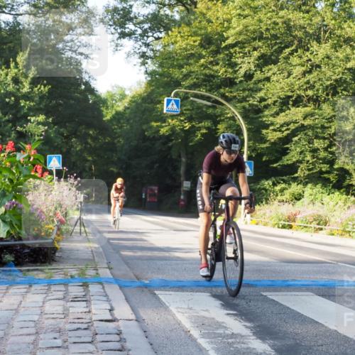 08.09.2024 - Stadtparktriathlon Zöllner http://msf.ph/oto/6981624 08.09.2024 09:11:54 Radfahren 11, 18, 45, 124, 138, 140, 144 meine-sportfotos.de