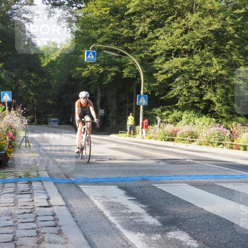 08.09.2024 - Stadtparktriathlon Zöllner http://msf.ph/oto/6981661 08.09.2024 09:12:23 Radfahren 38, 114, 163 meine-sportfotos.de