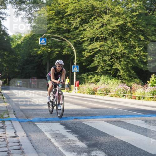 08.09.2024 - Stadtparktriathlon Zöllner http://msf.ph/oto/6981728 08.09.2024 09:13:21 Radfahren 49, 92, 134, 175 meine-sportfotos.de