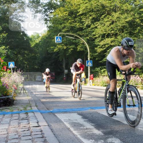 08.09.2024 - Stadtparktriathlon Zöllner http://msf.ph/oto/6981772 08.09.2024 09:13:34 Radfahren 1, 5, 49, 59, 92, 106, 122, 165 meine-sportfotos.de