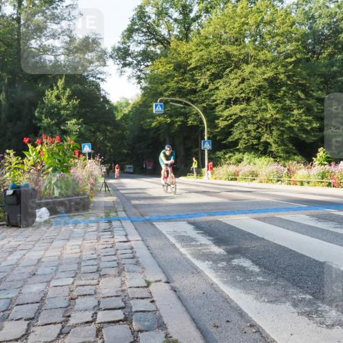 08.09.2024 - Stadtparktriathlon Zöllner http://msf.ph/oto/6981825 08.09.2024 09:14:04 Radfahren 3, 33, 65, 126, 135, 145 meine-sportfotos.de