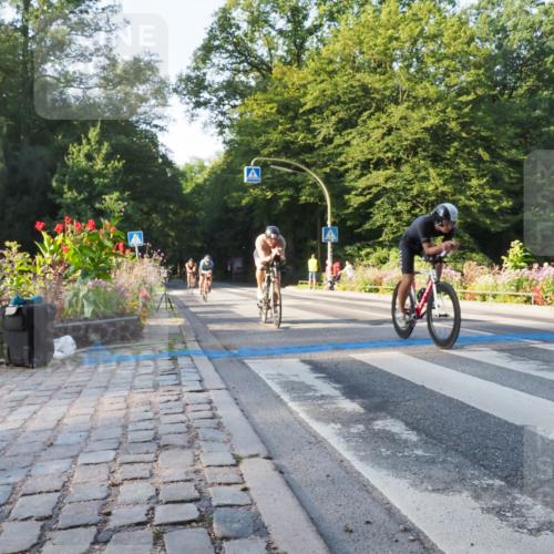 08.09.2024 - Stadtparktriathlon Zöllner http://msf.ph/oto/6981980 08.09.2024 09:15:04 Radfahren 16, 34, 46, 67, 93, 103, 120, 160, 178 meine-sportfotos.de