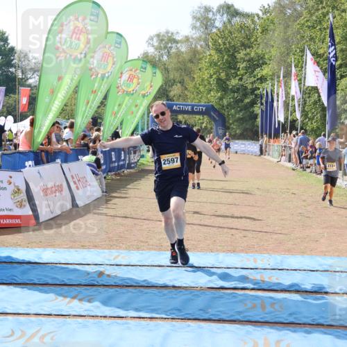 08.09.2024 - Airport Race Strokosch-Dieckow http://msf.ph/oto/6982006 08.09.2024 12:12:38 Ziel 2597, 2716, 2721, 2724, 2790, 2824, 2834, 3106 meine-sportfotos.de