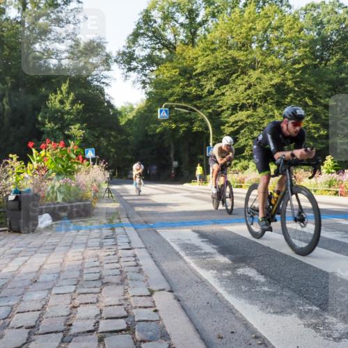 08.09.2024 - Stadtparktriathlon Zöllner http://msf.ph/oto/6982051 08.09.2024 09:15:20 Radfahren 15, 21, 32, 35, 40, 44, 54, 63, 75, 76, 127 meine-sportfotos.de