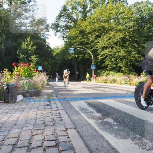 08.09.2024 - Stadtparktriathlon Zöllner http://msf.ph/oto/6982059 08.09.2024 09:15:20 Radfahren 15, 21, 32, 35, 40, 44, 54, 63, 75, 76, 127 meine-sportfotos.de