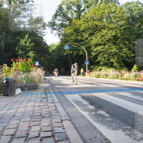 08.09.2024 - Stadtparktriathlon Zöllner http://msf.ph/oto/6982072 08.09.2024 09:15:26 Radfahren 25, 32, 72, 75, 99, 127, 179 meine-sportfotos.de