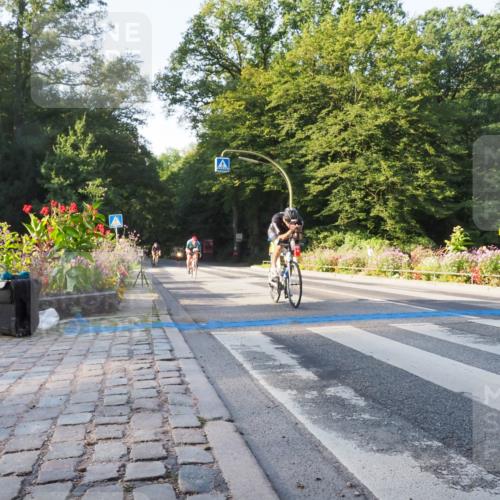 08.09.2024 - Stadtparktriathlon Zöllner http://msf.ph/oto/6982076 08.09.2024 09:15:27 Radfahren 25, 32, 72, 75, 99, 127, 179 meine-sportfotos.de