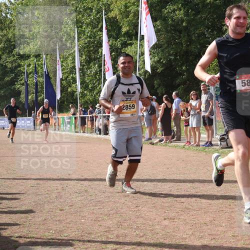 08.09.2024 - Airport Race Strokosch-Dieckow http://msf.ph/oto/6982116 08.09.2024 12:17:55 Ziel 312, 580, 777, 2856, 2859, 3162 meine-sportfotos.de