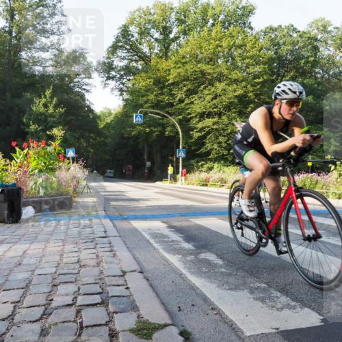 08.09.2024 - Stadtparktriathlon Zöllner http://msf.ph/oto/6982242 08.09.2024 09:17:01 Radfahren 57, 121, 133 meine-sportfotos.de