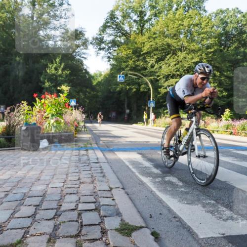 08.09.2024 - Stadtparktriathlon Zöllner http://msf.ph/oto/6982366 08.09.2024 09:18:21 Radfahren 60, 61, 124, 140, 144, 167 meine-sportfotos.de
