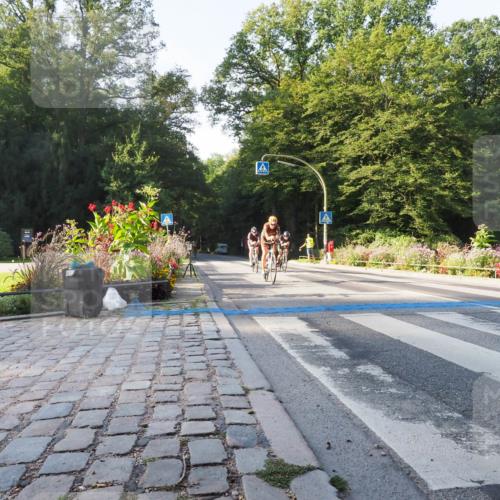 08.09.2024 - Stadtparktriathlon Zöllner http://msf.ph/oto/6982431 08.09.2024 09:19:07 Radfahren 82, 88, 92, 106, 138, 173 meine-sportfotos.de