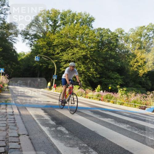08.09.2024 - Stadtparktriathlon Zöllner http://msf.ph/oto/6982476 08.09.2024 09:19:49 Radfahren 104 meine-sportfotos.de