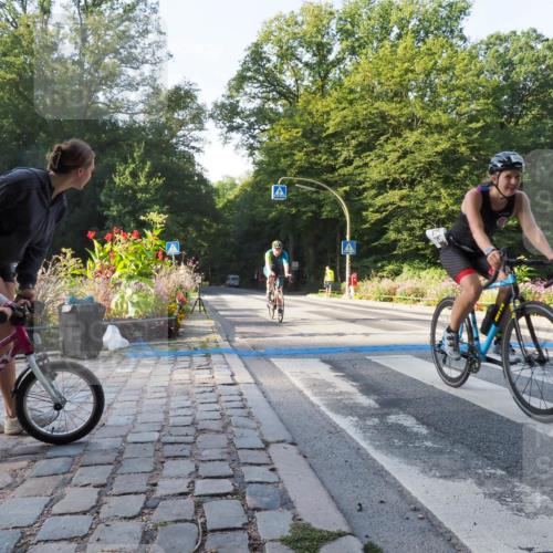 08.09.2024 - Stadtparktriathlon Zöllner http://msf.ph/oto/6982606 08.09.2024 09:21:27 Radfahren 64, 113, 127, 143, 146 meine-sportfotos.de