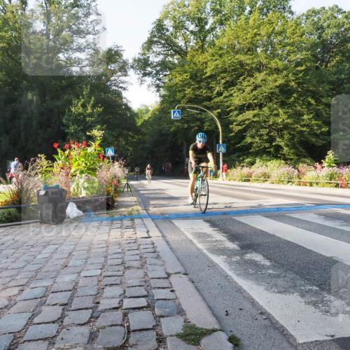 08.09.2024 - Stadtparktriathlon Zöllner http://msf.ph/oto/6982660 08.09.2024 09:22:06 Radfahren 46, 67, 99, 107, 164 meine-sportfotos.de