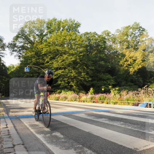 08.09.2024 - Stadtparktriathlon Zöllner http://msf.ph/oto/6982683 08.09.2024 09:22:30 Radfahren 90, 160 meine-sportfotos.de