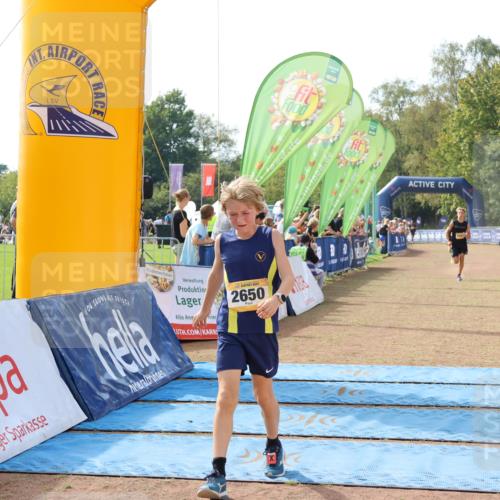 08.09.2024 - Airport Race Strokosch-Dieckow http://msf.ph/oto/6982739 08.09.2024 12:02:28 Ziel 2508, 2650, 2669 meine-sportfotos.de