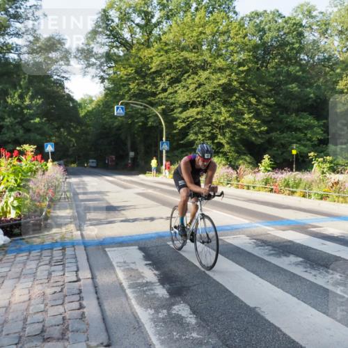 08.09.2024 - Stadtparktriathlon Zöllner http://msf.ph/oto/6982795 08.09.2024 09:24:13 Radfahren 97 meine-sportfotos.de