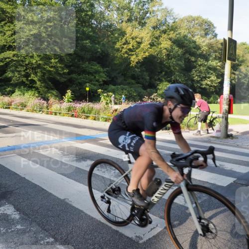 08.09.2024 - Stadtparktriathlon Zöllner http://msf.ph/oto/6982837 08.09.2024 09:25:17 Radfahren 101, 124, 140 meine-sportfotos.de