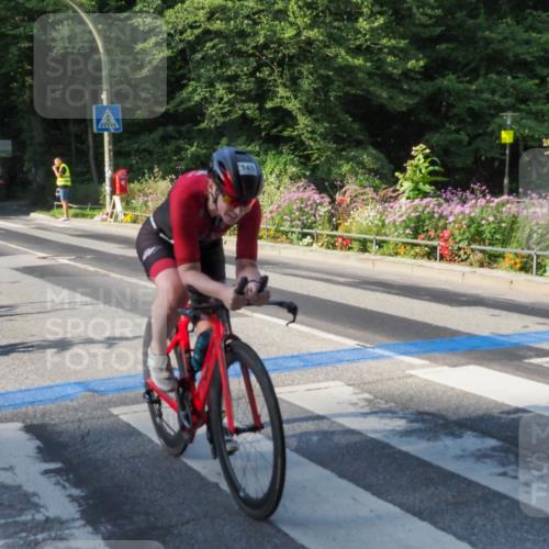 08.09.2024 - Stadtparktriathlon Zöllner http://msf.ph/oto/6982978 08.09.2024 09:27:26 Radfahren 113, 145 meine-sportfotos.de
