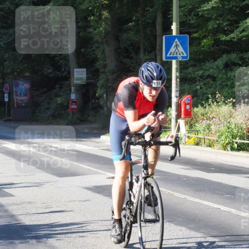 08.09.2024 - Stadtparktriathlon Zöllner http://msf.ph/oto/6982990 08.09.2024 09:27:34 Radfahren 113, 165 meine-sportfotos.de