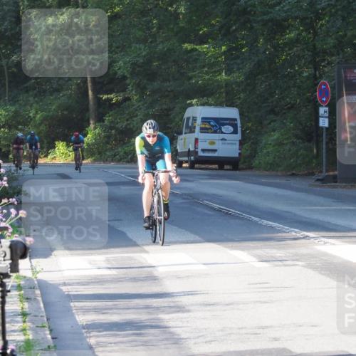08.09.2024 - Stadtparktriathlon Zöllner http://msf.ph/oto/6982997 08.09.2024 09:27:40 Radfahren 127, 165 meine-sportfotos.de