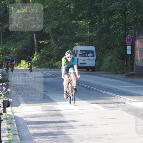08.09.2024 - Stadtparktriathlon Zöllner http://msf.ph/oto/6983000 08.09.2024 09:27:40 Radfahren 127, 165 meine-sportfotos.de