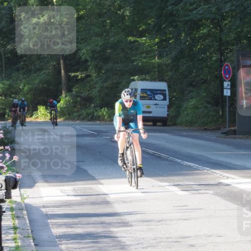 08.09.2024 - Stadtparktriathlon Zöllner http://msf.ph/oto/6983001 08.09.2024 09:27:41 Radfahren 127, 135, 165, 180 meine-sportfotos.de