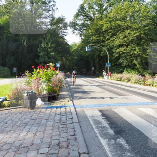 08.09.2024 - Stadtparktriathlon Zöllner http://msf.ph/oto/6983130 08.09.2024 09:29:08 Radfahren 90, 99 meine-sportfotos.de