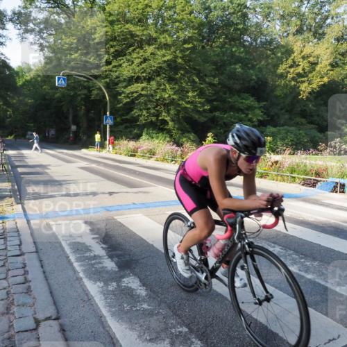 08.09.2024 - Stadtparktriathlon Zöllner http://msf.ph/oto/6983150 08.09.2024 09:29:12 Radfahren 90, 99, 121 meine-sportfotos.de