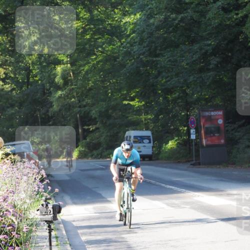 08.09.2024 - Stadtparktriathlon Zöllner http://msf.ph/oto/6983373 08.09.2024 09:32:09 Radfahren 124, 140 meine-sportfotos.de