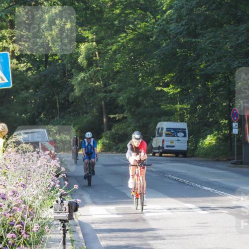 08.09.2024 - Stadtparktriathlon Zöllner http://msf.ph/oto/6983455 08.09.2024 09:33:04 Radfahren 101, 128, 132, 169, 176 meine-sportfotos.de