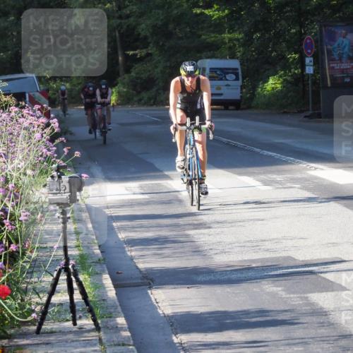 08.09.2024 - Stadtparktriathlon Zöllner http://msf.ph/oto/6983472 08.09.2024 09:33:11 Radfahren 101, 111, 132, 157, 171 meine-sportfotos.de