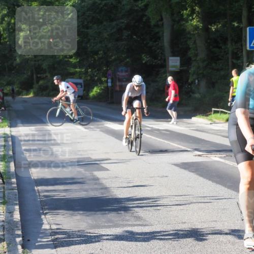 08.09.2024 - Stadtparktriathlon Zöllner http://msf.ph/oto/6983603 08.09.2024 09:35:27 Radfahren 152, 180 meine-sportfotos.de