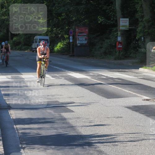 08.09.2024 - Stadtparktriathlon Zöllner http://msf.ph/oto/6983633 08.09.2024 09:35:41 Radfahren 100, 103, 146, 161, 166 meine-sportfotos.de