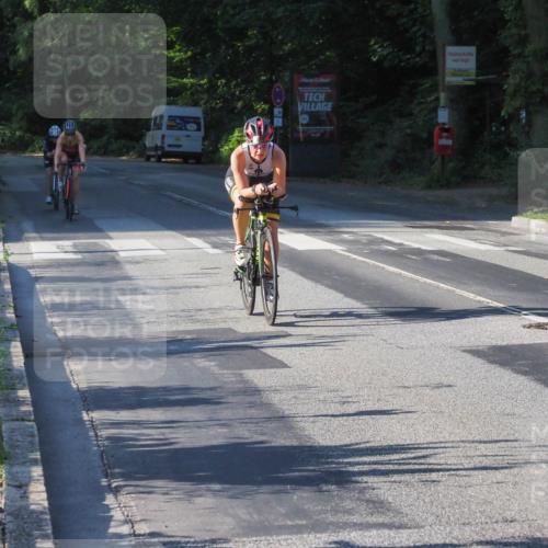 08.09.2024 - Stadtparktriathlon Zöllner http://msf.ph/oto/6983637 08.09.2024 09:35:41 Radfahren 100, 103, 146, 161, 166 meine-sportfotos.de