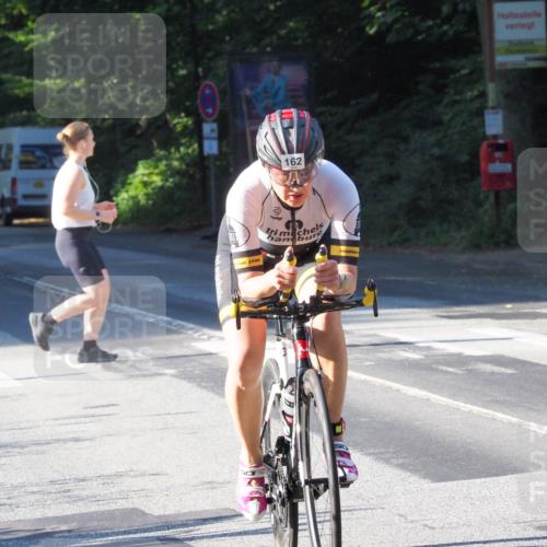 08.09.2024 - Stadtparktriathlon Zöllner http://msf.ph/oto/6983663 08.09.2024 09:35:55 Radfahren 150, 162 meine-sportfotos.de