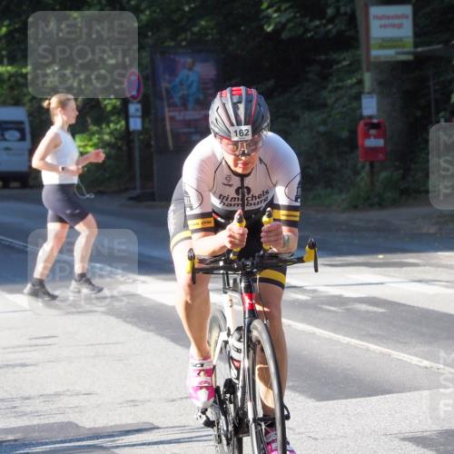 08.09.2024 - Stadtparktriathlon Zöllner http://msf.ph/oto/6983664 08.09.2024 09:35:55 Radfahren 150, 162 meine-sportfotos.de