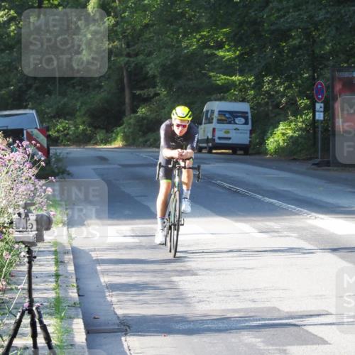 08.09.2024 - Stadtparktriathlon Zöllner http://msf.ph/oto/6983710 08.09.2024 09:36:44 Radfahren  meine-sportfotos.de