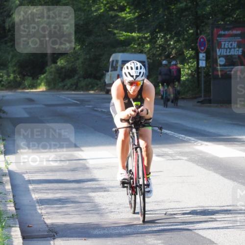 08.09.2024 - Stadtparktriathlon Zöllner http://msf.ph/oto/6983746 08.09.2024 09:37:36 Radfahren 133 meine-sportfotos.de