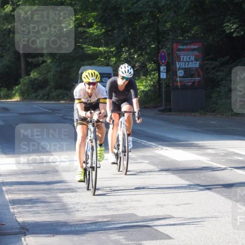 08.09.2024 - Stadtparktriathlon Zöllner http://msf.ph/oto/6983772 08.09.2024 09:38:01 Radfahren 160, 174 meine-sportfotos.de