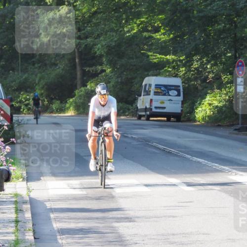 08.09.2024 - Stadtparktriathlon Zöllner http://msf.ph/oto/6983785 08.09.2024 09:38:13 Radfahren 151 meine-sportfotos.de