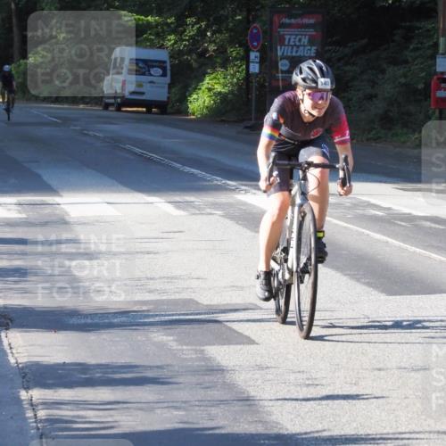 08.09.2024 - Stadtparktriathlon Zöllner http://msf.ph/oto/6983839 08.09.2024 09:39:26 Radfahren 140, 155, 175, 178 meine-sportfotos.de
