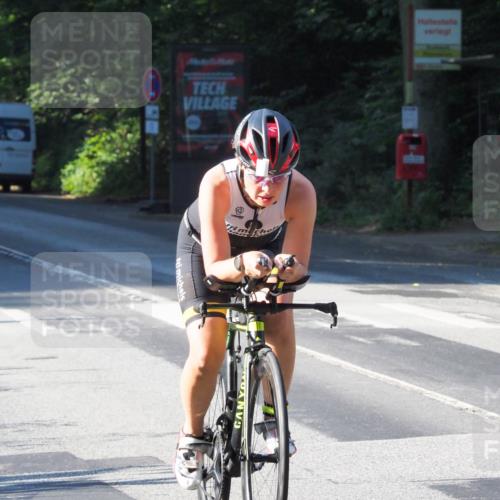 08.09.2024 - Stadtparktriathlon Zöllner http://msf.ph/oto/6984018 08.09.2024 09:43:10 Radfahren 161, 166 meine-sportfotos.de