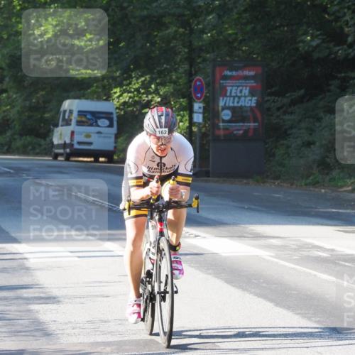 08.09.2024 - Stadtparktriathlon Zöllner http://msf.ph/oto/6984028 08.09.2024 09:43:35 Radfahren 141, 162 meine-sportfotos.de