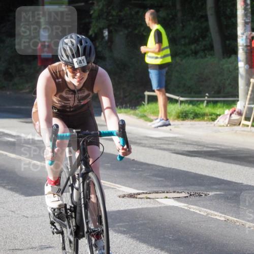 08.09.2024 - Stadtparktriathlon Zöllner http://msf.ph/oto/6984036 08.09.2024 09:43:44 Radfahren 141, 143 meine-sportfotos.de